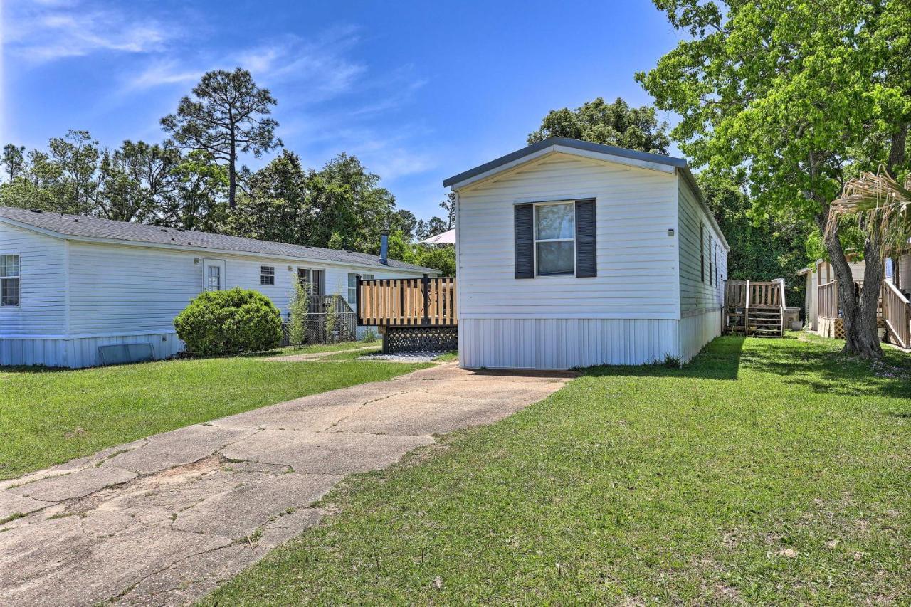 Bright Pensacola Home With Backyard - Pets Welcome! 외부 사진